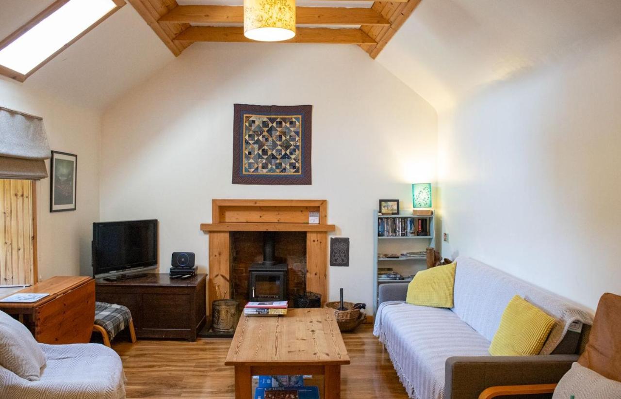 Half Of 12 Camustianavaig Villa Camastianavaig Екстериор снимка