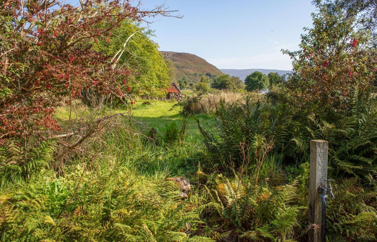 Half Of 12 Camustianavaig Villa Camastianavaig Екстериор снимка