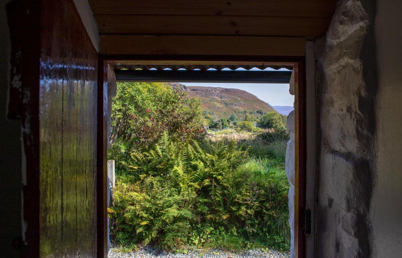 Half Of 12 Camustianavaig Villa Camastianavaig Екстериор снимка